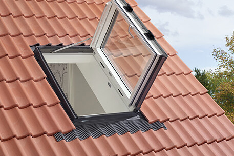 Finestra Velux uscita tetto Linea VIta